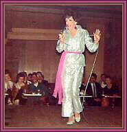 DAVID AS 
JUDY GARLAND