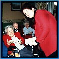 Gladys with audience