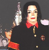 Lane Lassiter as Michael Jackson, 2005